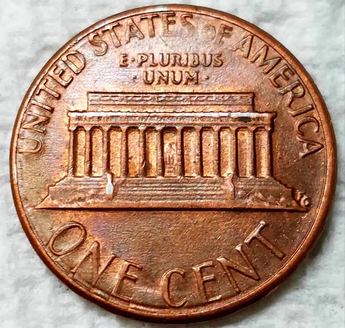 1985-P-Lincoln-Raised-Areas-On-Reverse